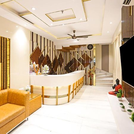 Hotel Worth Newly Bulit - Ню Делхи Екстериор снимка