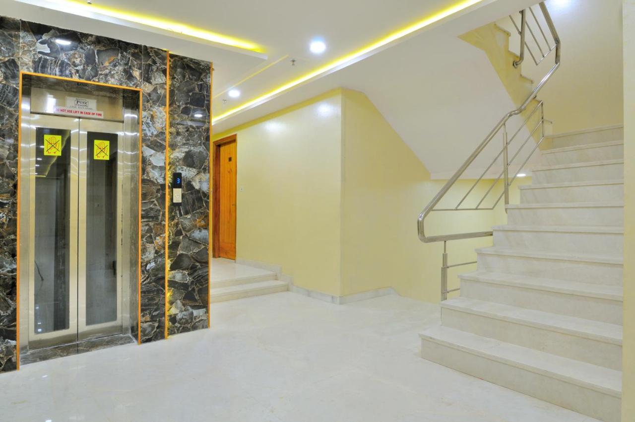 Hotel Worth Newly Bulit - Ню Делхи Екстериор снимка
