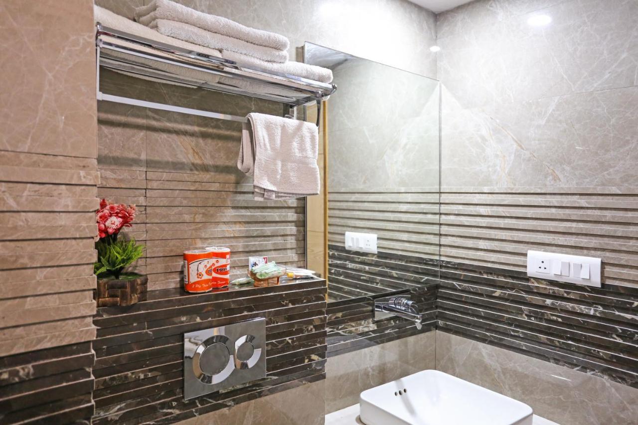 Hotel Worth Newly Bulit - Ню Делхи Екстериор снимка