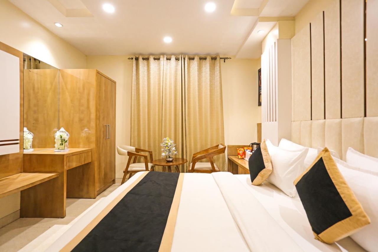 Hotel Worth Newly Bulit - Ню Делхи Екстериор снимка